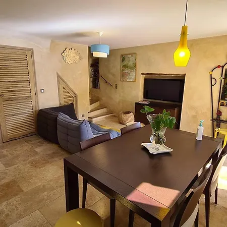 Holiday home Le Jardinet De Rosa Maison De Village Eygalieres (Bouches-du-Rhone)
